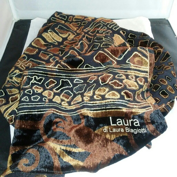 LAURA di LAURA BIAGIOTTI  SCARF/WRAP - Picture 4 of 4